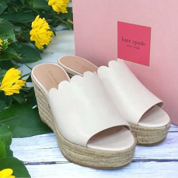 KATE SPADE LEATHER TABBY OPTIC WHITE WEDGE PLATFORM SANDAL SIZE 8M WITH BOX